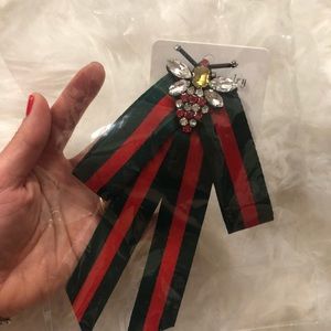 Brooches for women’s